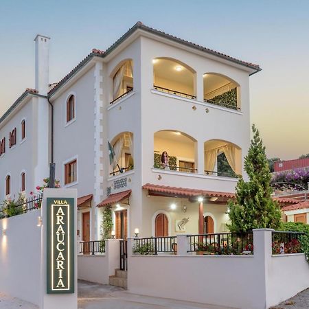 Villa Araucaria - Private Pool, Jacuzzi, Sea View Resmo Dış mekan fotoğraf