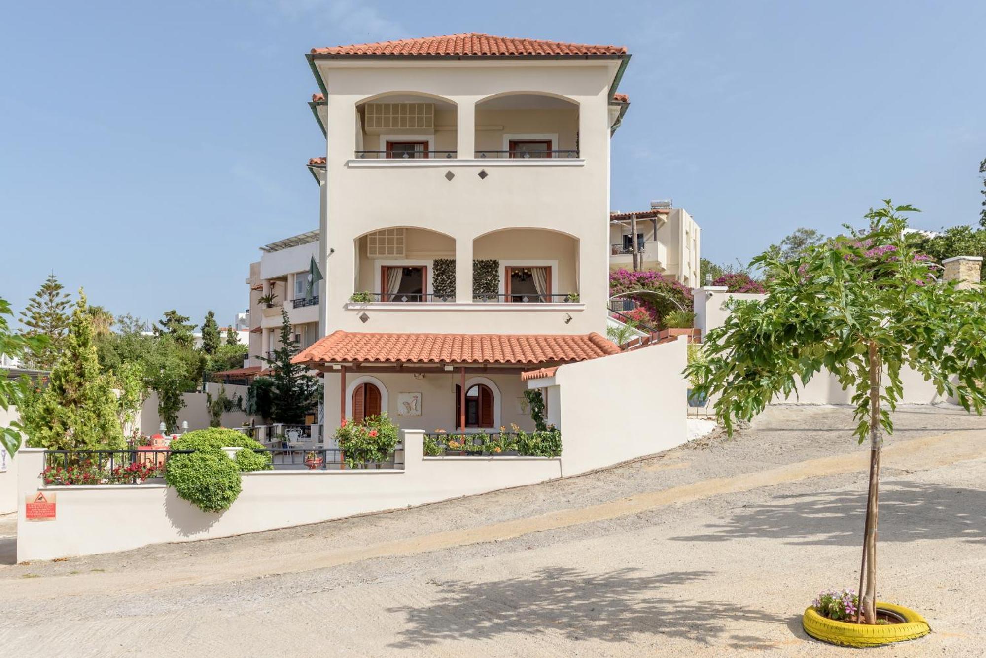 Villa Araucaria - Private Pool, Jacuzzi, Sea View Resmo Dış mekan fotoğraf